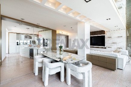 Foto Appartamento in Viale Giorgio Ribotta 21, Roma Torrino di 210 m²