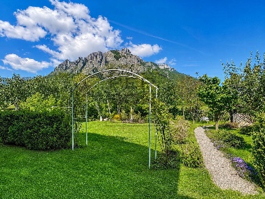 Foto Casa indipendente in Località Frisanchi, Altopiano della Vigolana