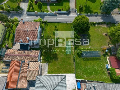Foto Terreno residenziale in Via XI Aprile, Gaiarine Centro di 600 m²