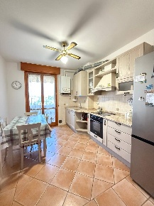 Foto Stanza in VIA CLAUDIA 139, Maranello Centro di 16 m² con 4 locali