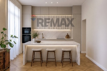 Foto Appartamento in via emilia san pietro 13, Reggio nell'Emilia di 166 m²