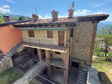 Foto Appartamento in Via Sant'Anna, Roburent San Giacomo di 70 m²
