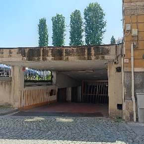 Foto Posti auto in via Gittuari 12, Asti Stazione di 16 m² con 1 locali