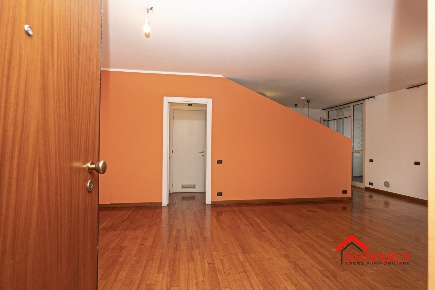 Foto Appartamento in Calata Andalò di Negro 3, Genova Prè di 110 m²