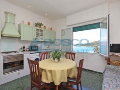 Foto Appartamento in Viottolo della Martina 5, Portovenere Centro di 75 m²
