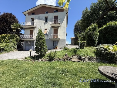 Foto Appartamento in Via Fornacetta, Anzano del Parco Centro di 89 m²