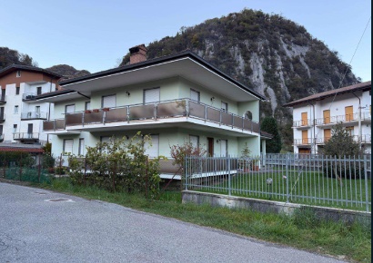 Foto Appartamento a Pasturo di 62 m² con 5 locali in vendita