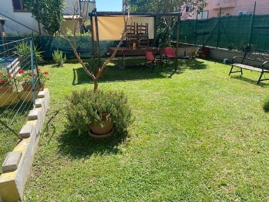 Foto Casa indipendente a Cascina Navacchio Nord - Zambra di 160 m²