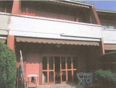 Foto Villa unifamiliare a Liscate di 236 m² con 7 locali in vendita