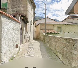 Foto Appartamento a Ballabio Centro di 120 m² con 4 locali in vendita