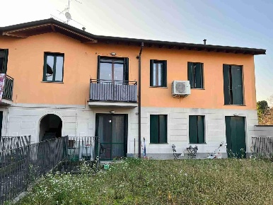 Foto Appartamento a Calcio di 72 m² con 4 locali in vendita