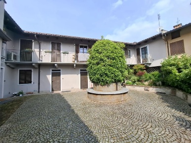 Foto Villa a schiera a Rivoli Centro Storico di 103 m² con 4 locali