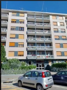 Foto Appartamento a Collegno Borgata Paradiso Sud di 100 m² con 4 locali