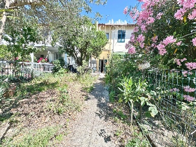Foto Casa indipendente a Firenze Novoli di 116 m² con 4 locali in vendita
