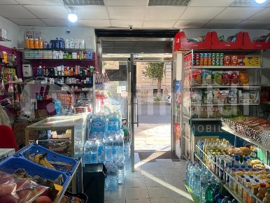 Foto Magazzino in Via Roma 467, Palermo Roma - Cavour di 44 m² in vendita