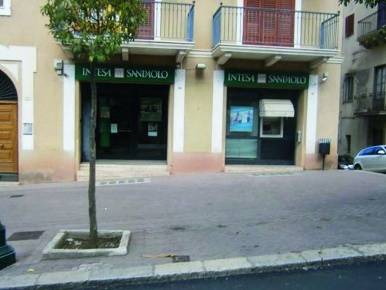 Foto Ufficio in Corso Umberto 59, Sambuca di Sicilia di 261 m² con 7 locali