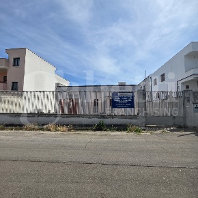 Foto Magazzino in Via colizzi 12, Melissano di 246 m² con 3 locali