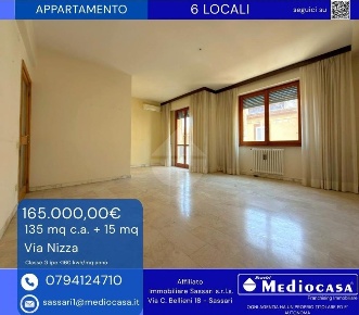 Foto Appartamento in via nizza, Sassari di 157 m² con 6 locali in vendita