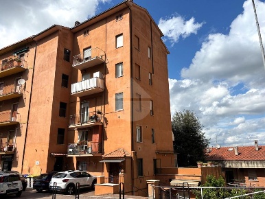 Foto Appartamento in Via Eugubina, Perugia di 104 m² con 4 locali