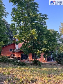 Foto Villa unifamiliare in CONTRADA CARDARELLE, Vinchiaturo di 117 m²