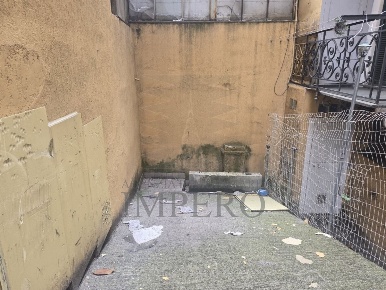 Foto Magazzino in Via San Secondo 2, Ventimiglia Centro Città di 18 m²