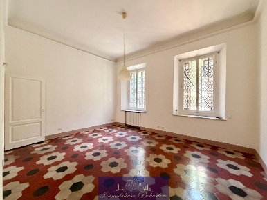 Foto Appartamento in Via Garibaldi, Firenze Borgo Ognissanti - Il Prato