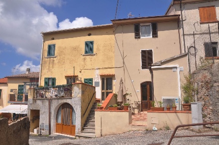 Foto Appartamento in Via Alfieri, Castellina Marittima di 70 m² in vendita