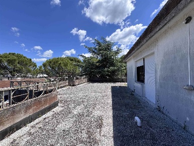 Foto Attico in VIA MATTEOTTI 23, Fermignano Centro di 171 m² con 3 locali
