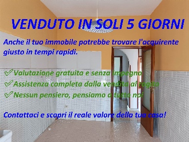 Foto Appartamento a Baronissi Centro di 100 m² con 3 locali in vendita