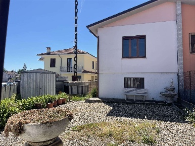 Foto Casa indipendente a Mortara Centro di 147 m² con 4 locali in vendita