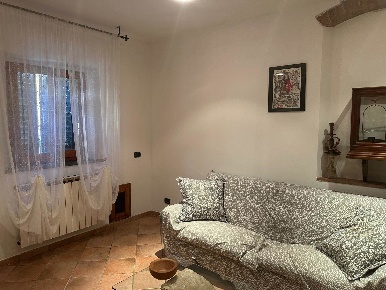 Foto Casa indipendente a Campi Bisenzio Torricella di 100 m² con 4 locali