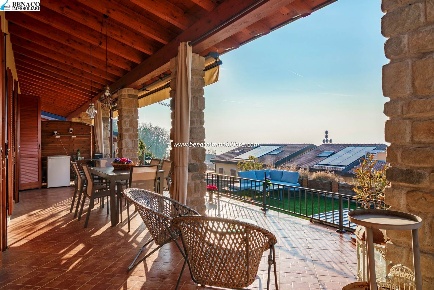 Foto Villa bifamiliare in via Monte Baldo, San Zeno di Montagna San Zeno