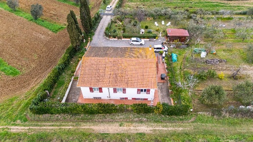 Foto Appartamento a Livorno La Leccia di 133 m² con 5 locali in vendita