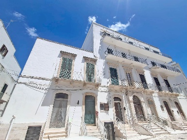 Foto Appartamento in Via Dante 8, Noci Centro di 70 m² con 2 locali