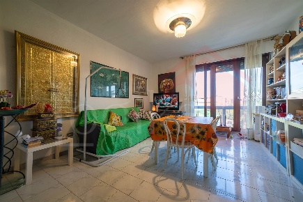 Foto Appartamento in Via Zandonai 10, Pieve Emanuele Centro di 98 m²