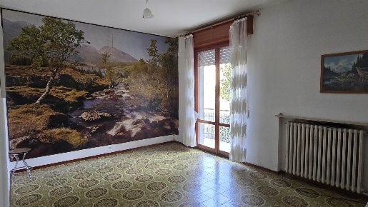 Foto Appartamento a Salsomaggiore Terme Centro di 100 m² con 6 locali
