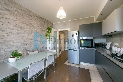 Foto Appartamento a Treviso Centro di 123 m² con 6 locali in vendita