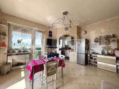 Foto Appartamento in Torino, Pianezza Centro di 88 m² con 3 locali