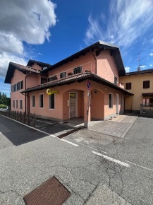 Foto Appartamento in Via Roma 6, Pralungo di 240 m² con 9 locali in vendita
