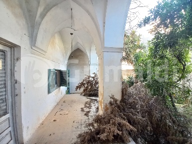 Foto Casa indipendente in Via Petrarca 12, Melissano di 250 m² in vendita