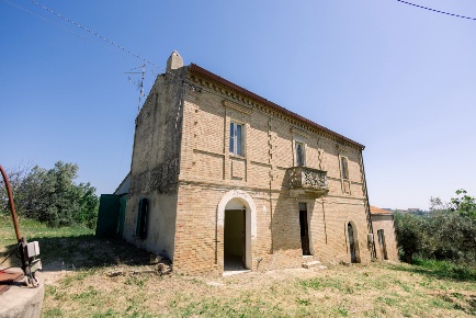 Foto Casa indipendente in Via Codalfa snc, Vasto di 205 m² con 5 locali