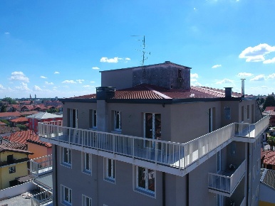 Foto Appartamento in Via mantova 11, Marnate Centro di 161 m² con 4 locali