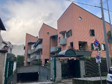 Foto Box a Monza San Biagio di 16 m² con 1 locali in vendita