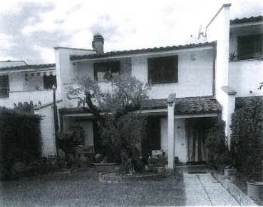Foto Villa a schiera a Mesero di 191 m² con 8 locali in vendita