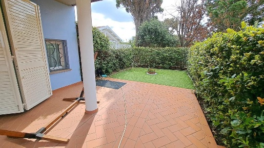 Foto Villa bifamiliare a Rosignano Marittimo Rosignano Solvay di 85 m²