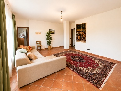 Foto Villa unifamiliare a Empoli Molin Nuovo - Monterappoli di 300 m²