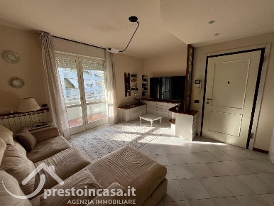 Foto Appartamento a Viareggio Terminetto - Migliarina di 92 m² con 6 locali