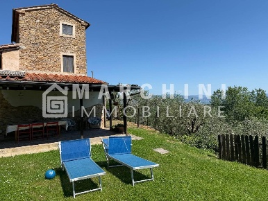 Foto Rustico a Capannori Centro di 170 m² con 9 locali in vendita