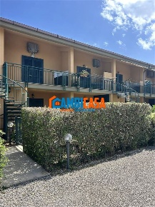 Foto Villa unifamiliare a Campofelice di Roccella di 40 m² con 3 locali