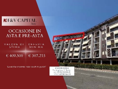Foto Appartamento in Via Montenero, Moncalieri Vittoria di 180 m²